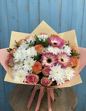 Букет цветов из:  Розы, Герберы и Хризантемы в Дедовичи