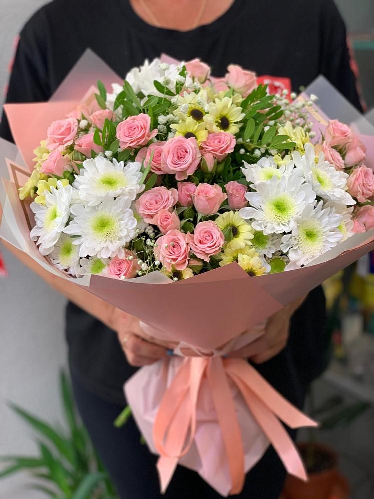Букет цветов из: Розы и Хризантемы в Дедовичи