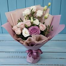 Букет цветов из:  Розы и Лизиантусы в Дедовичи