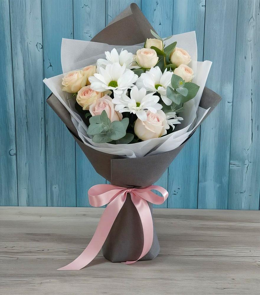 Букет цветов из: Хризантемы и Розы в Дедовичи