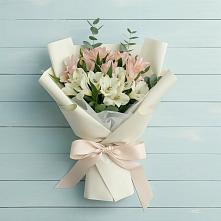 Букет цветов из:  Альстромерии в Дедовичи
